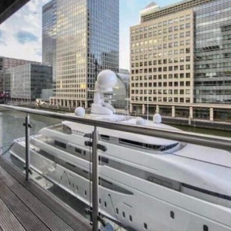 City Waterfront Apartments Londra Esterno foto