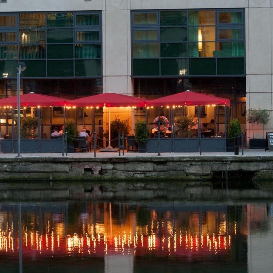 City Waterfront Apartments Londra Esterno foto