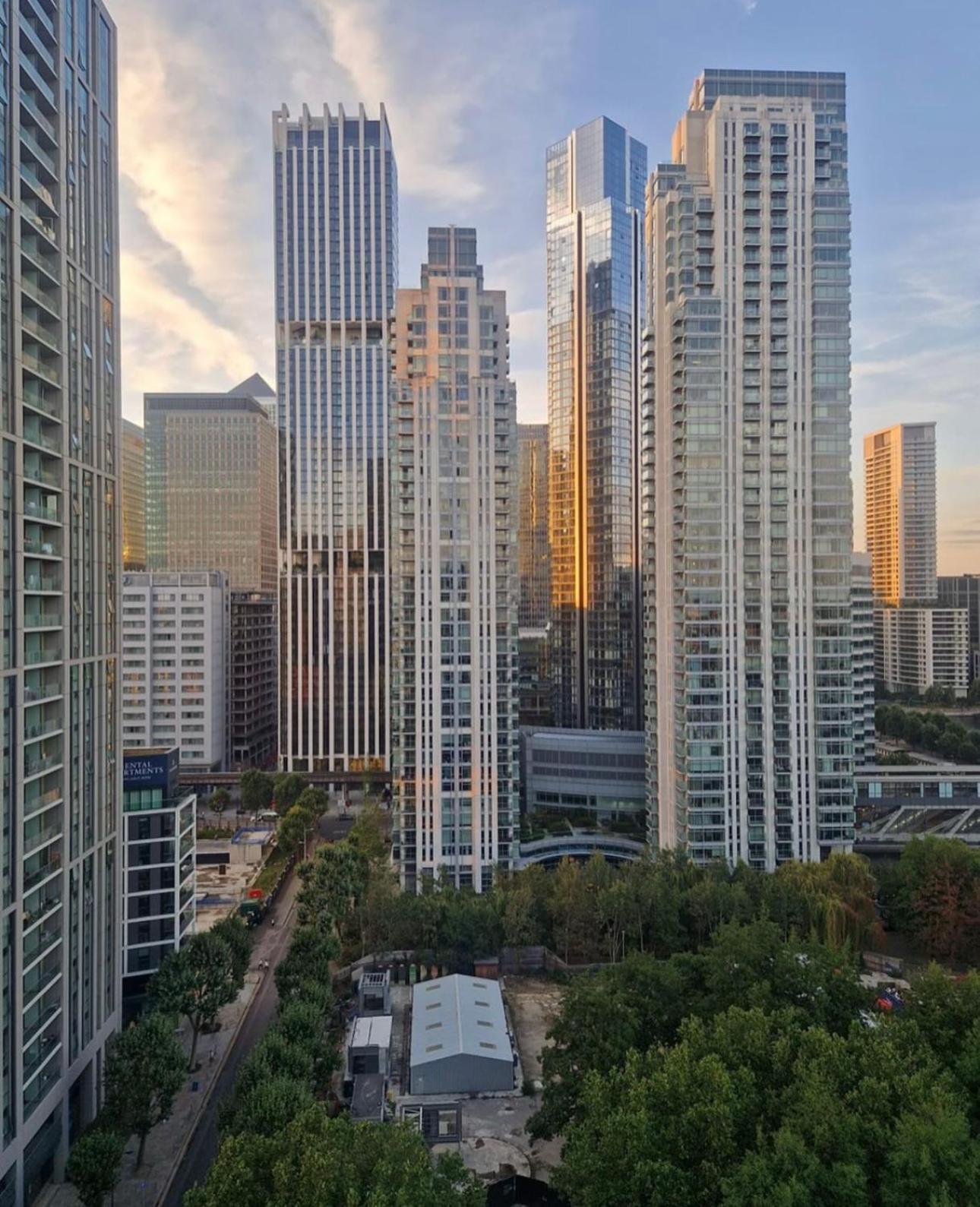 City Waterfront Apartments Londra Esterno foto