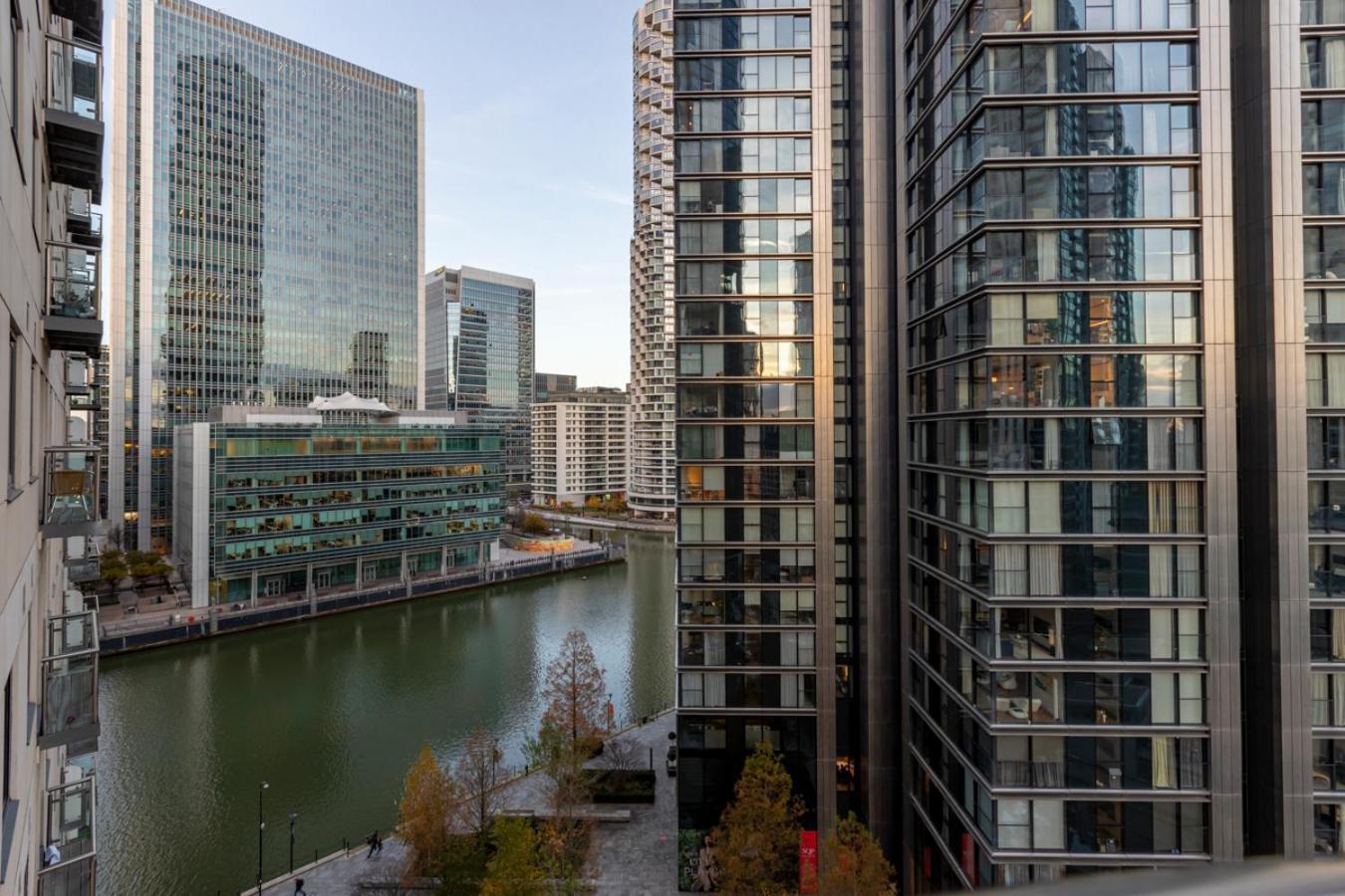 City Waterfront Apartments Londra Esterno foto